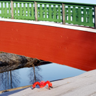 Spindeln vid en bro.